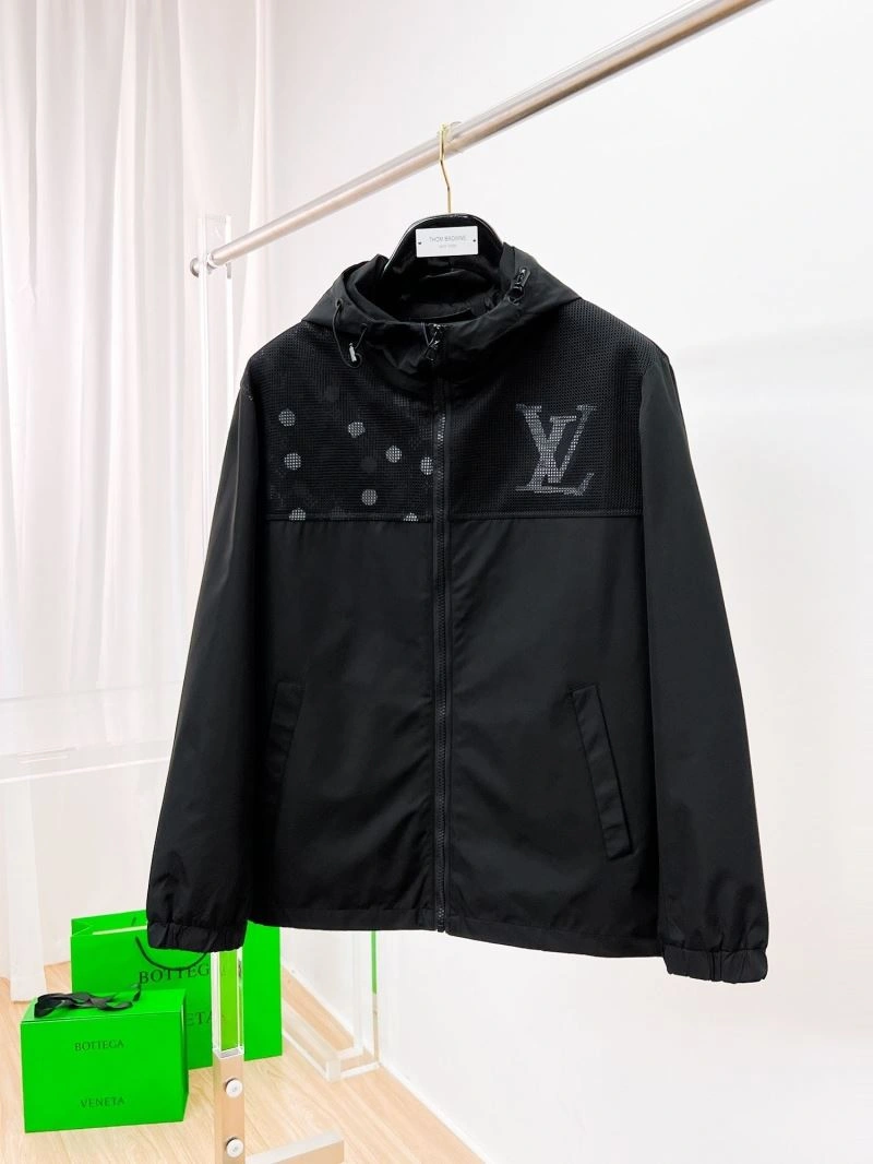 ModernLook Louis Vuitton Outwear 132889