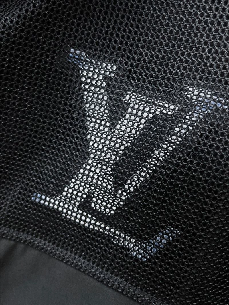 ModernLook Louis Vuitton Outwear 132889