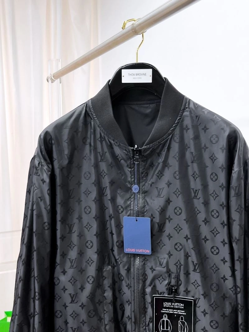FashionForward Louis Vuitton Outwear 132886