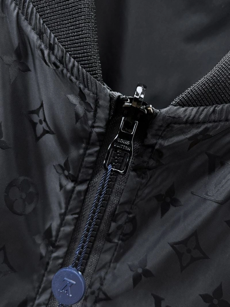 FashionForward Louis Vuitton Outwear 132886