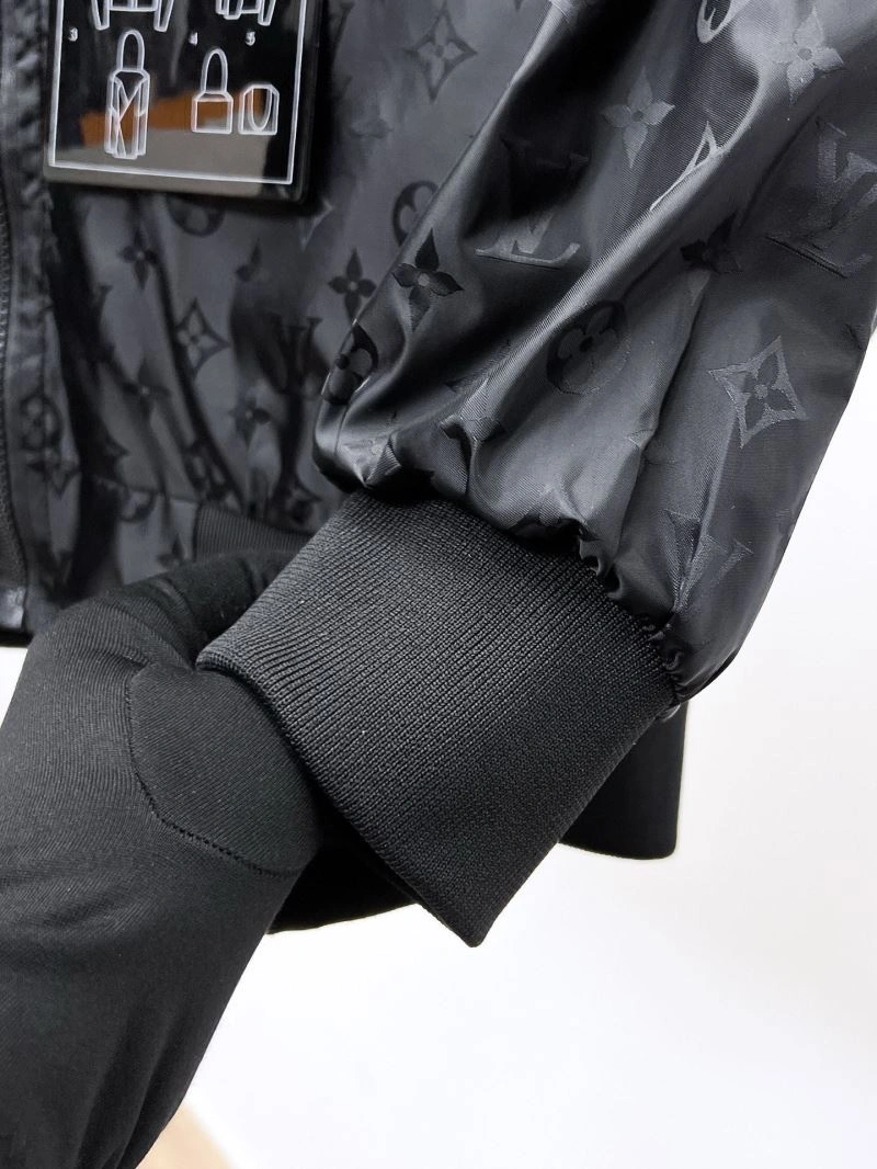 FashionForward Louis Vuitton Outwear 132886