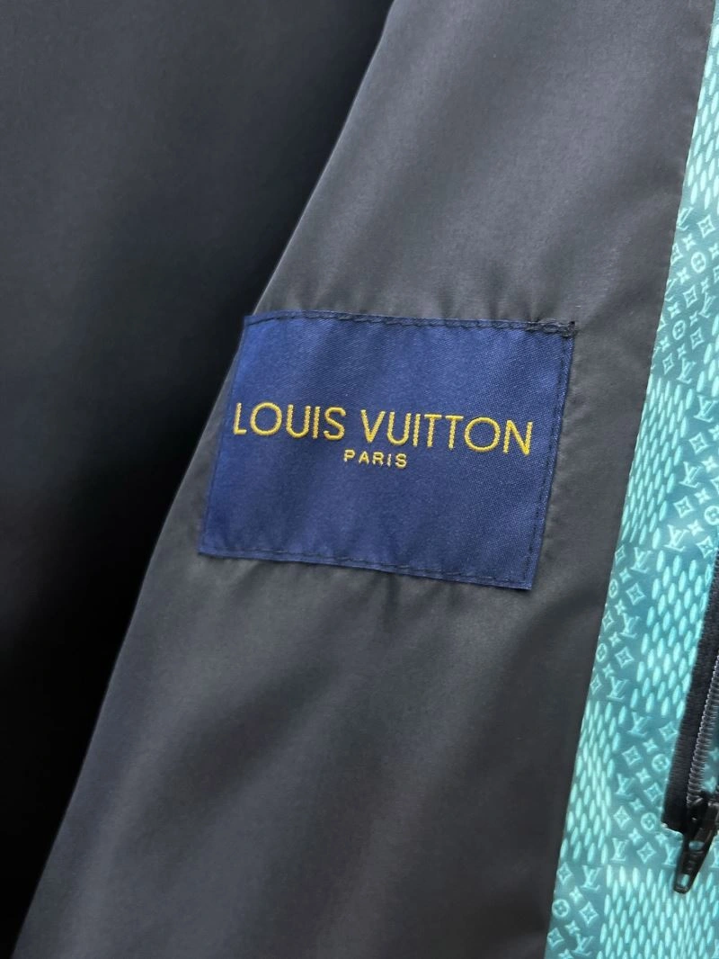 Louis Vuitton Outwear Stretchable 132887