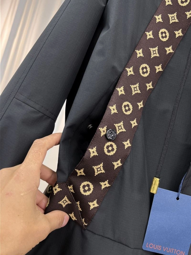 Louis Vuitton Outwear AllSeason 132865
