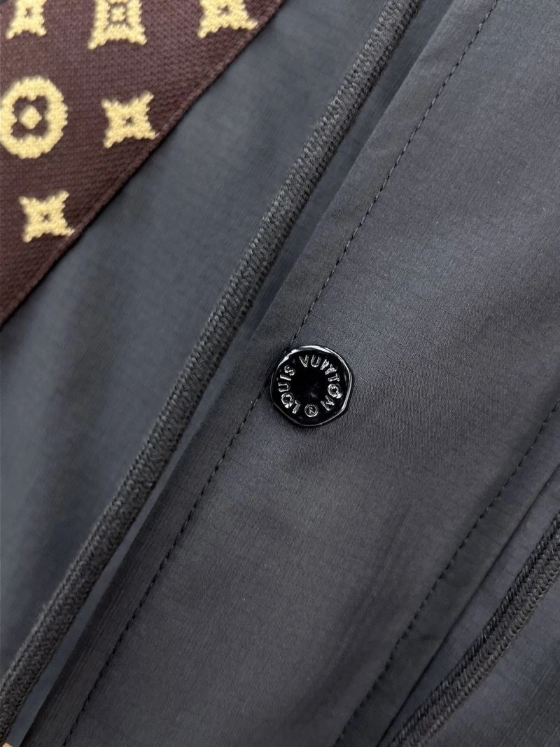 Louis Vuitton Outwear AllSeason 132865