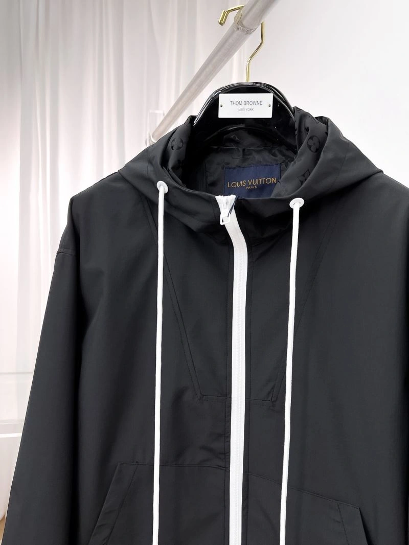 Modern Louis Vuitton Outwear 132872
