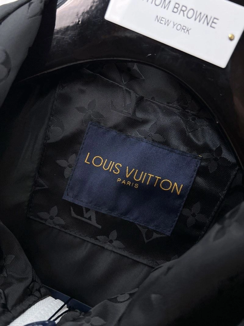 Modern Louis Vuitton Outwear 132872
