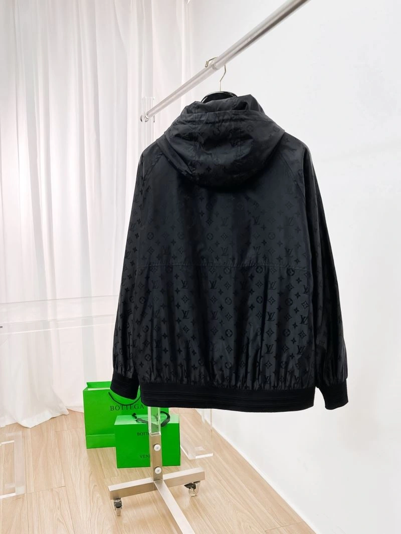 HighPerformance Louis Vuitton Outwear 132871