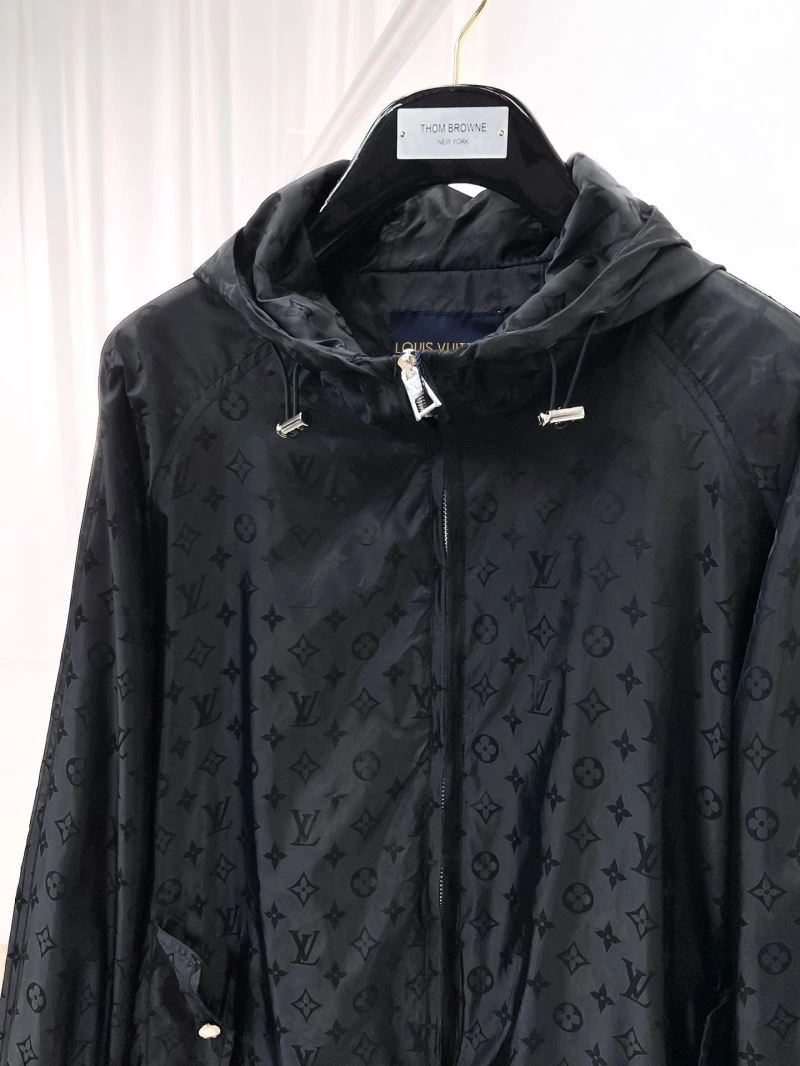 HighPerformance Louis Vuitton Outwear 132871