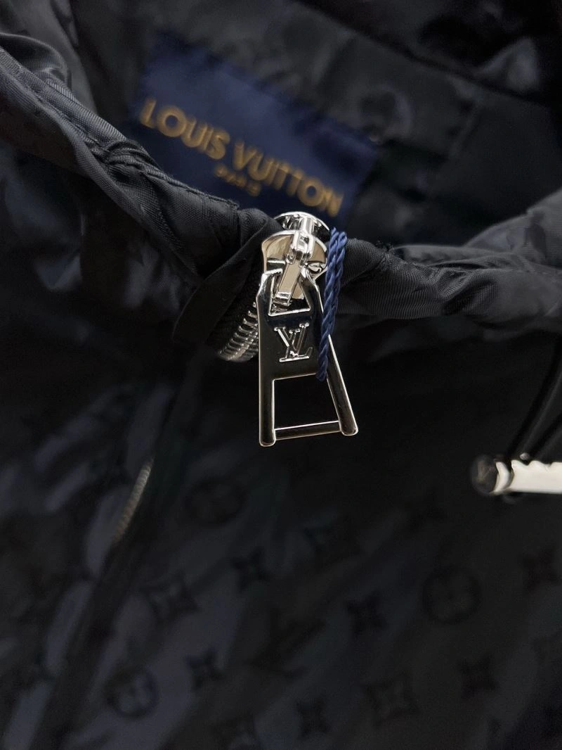 HighPerformance Louis Vuitton Outwear 132871