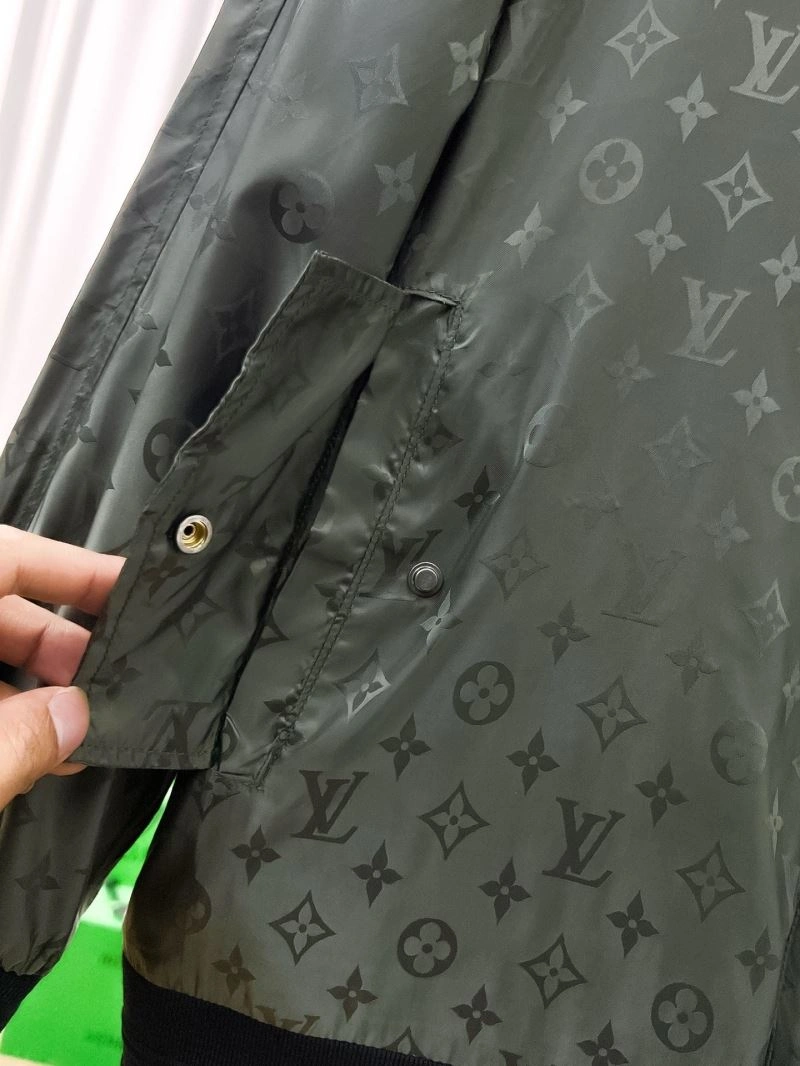 SoftTouch Louis Vuitton Outwear 132869