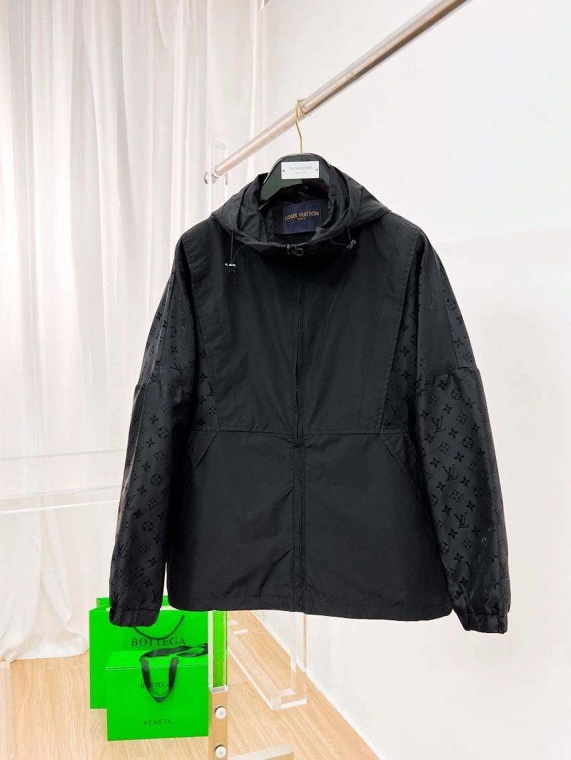 Louis Vuitton Outwear OdorResistant 132868