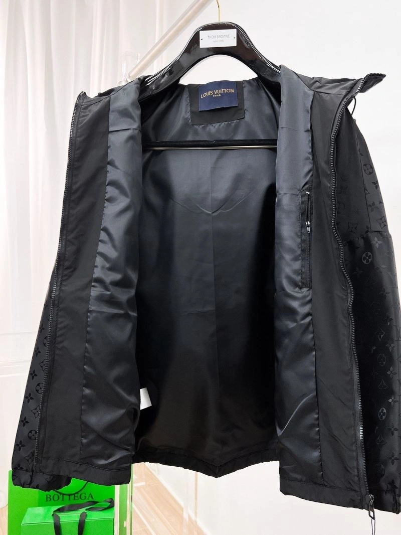 Louis Vuitton Outwear OdorResistant 132868