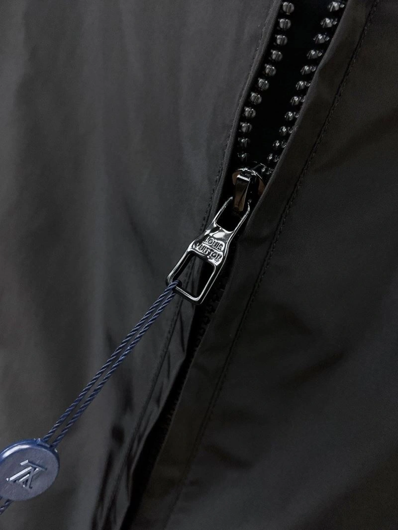 Louis Vuitton Outwear OdorResistant 132868