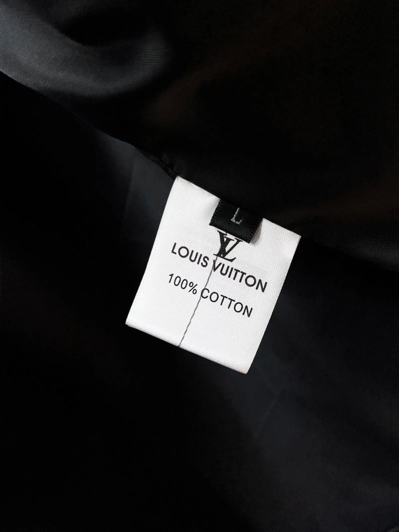 Louis Vuitton Outwear Effortless 132862