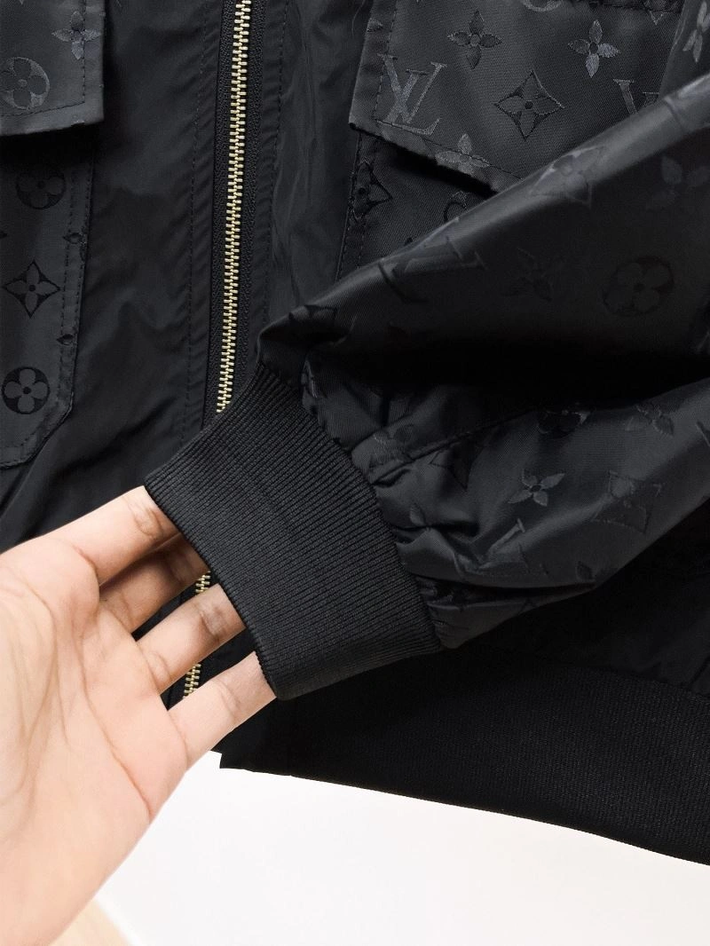 Louis Vuitton Outwear Effortless 132862