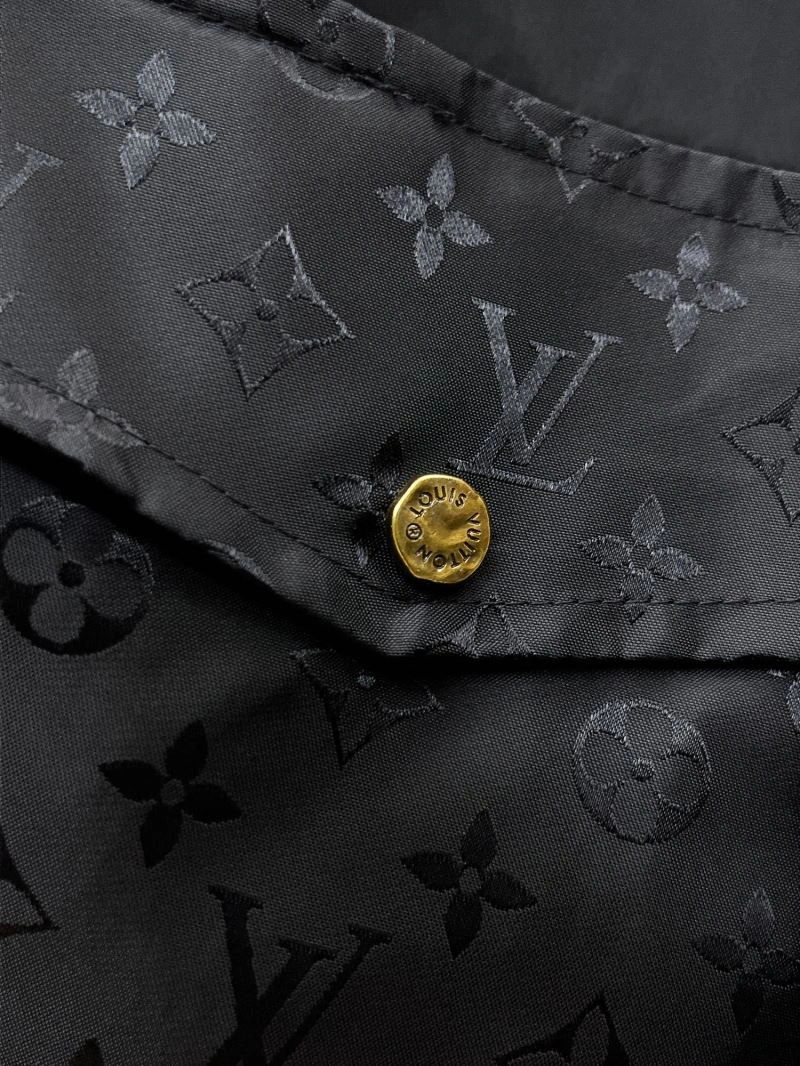 Louis Vuitton Outwear Effortless 132862