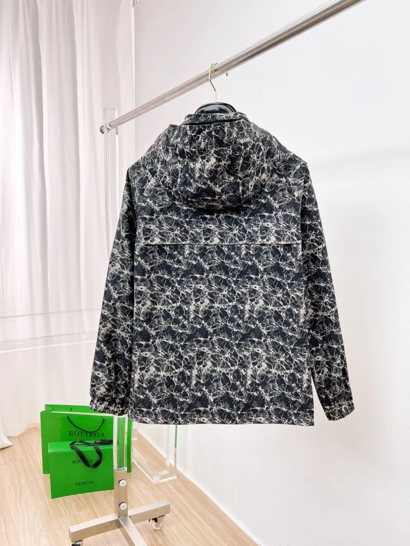 StreetReady Louis Vuitton Outwear 132861