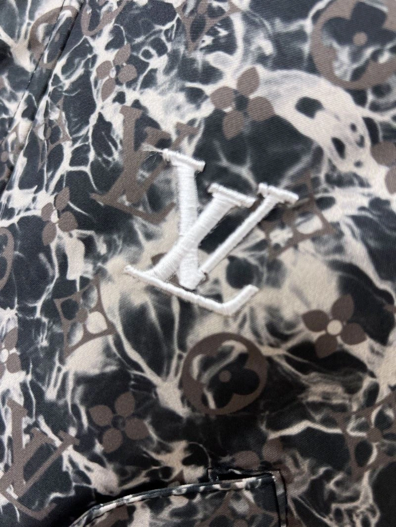 StreetReady Louis Vuitton Outwear 132861
