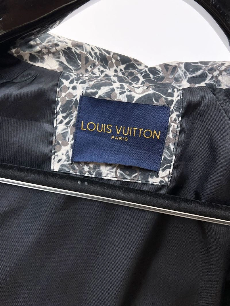 StreetReady Louis Vuitton Outwear 132861