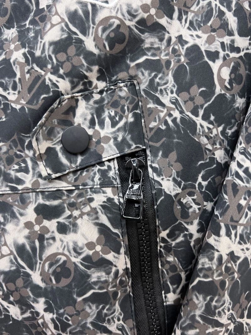 StreetReady Louis Vuitton Outwear 132861