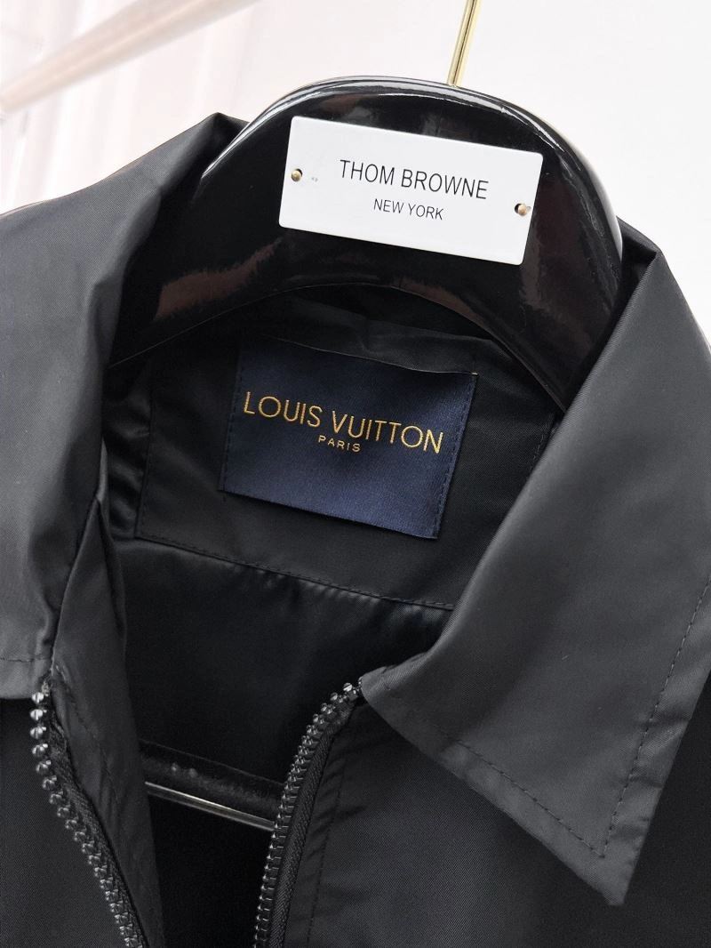 Louis Vuitton Outwear Sporty 132860