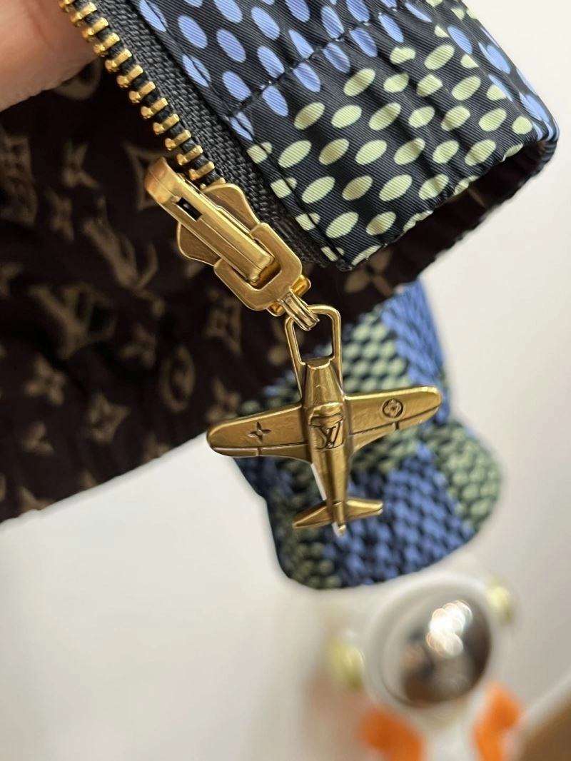 Attractive Louis Vuitton Outwear 132859