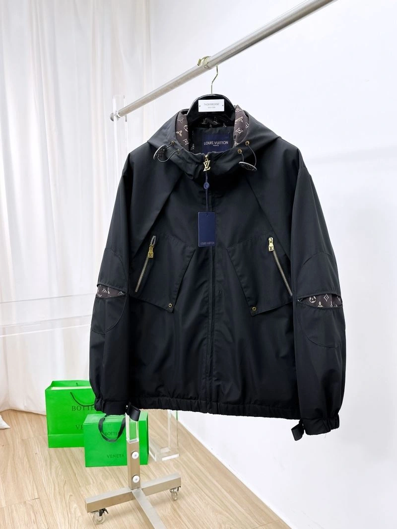 EasyMatch Louis Vuitton Outwear 132857