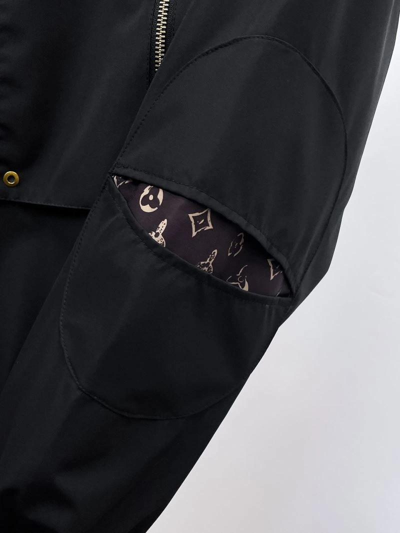 EasyMatch Louis Vuitton Outwear 132857