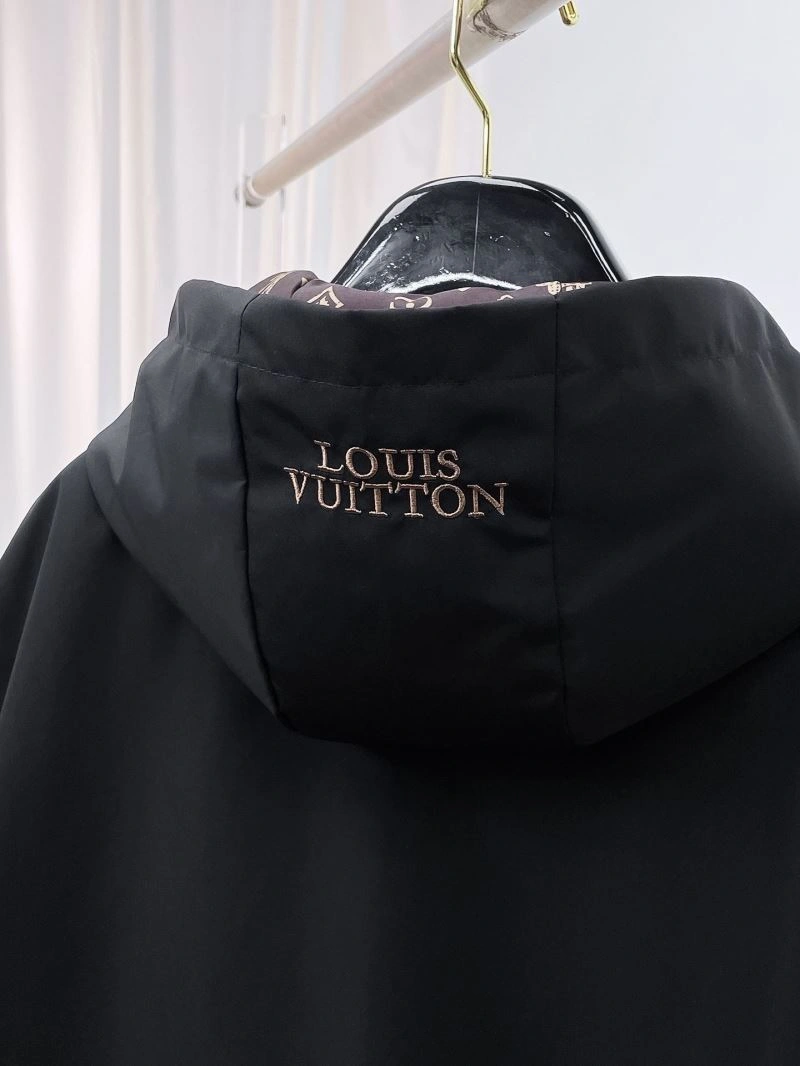 EasyMatch Louis Vuitton Outwear 132857