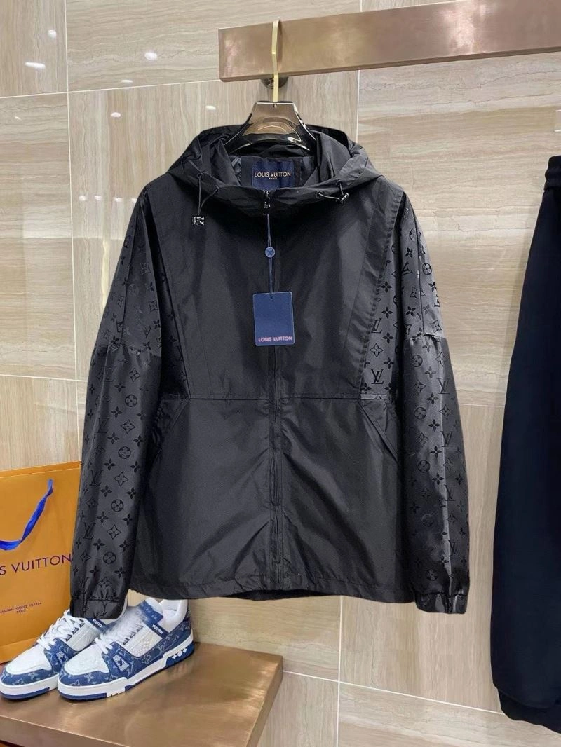 Louis Vuitton Outwear Durable 132840