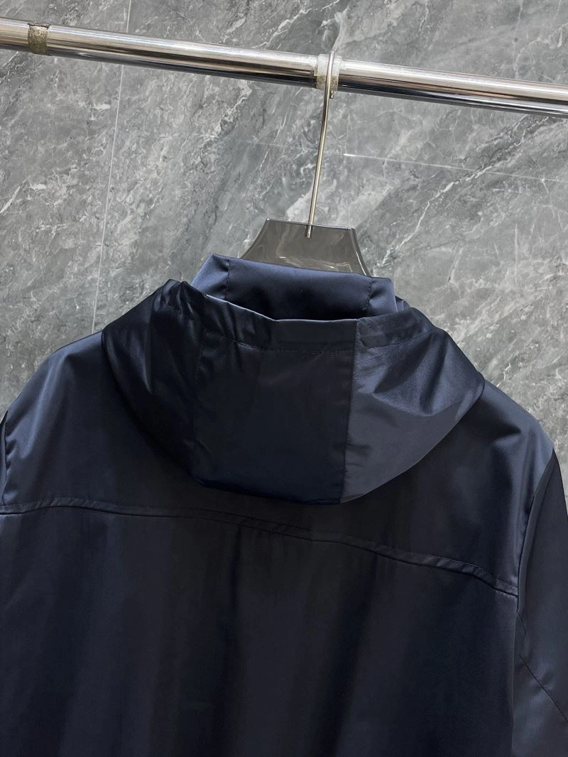 Louis Vuitton Outwear OnTrend 132850