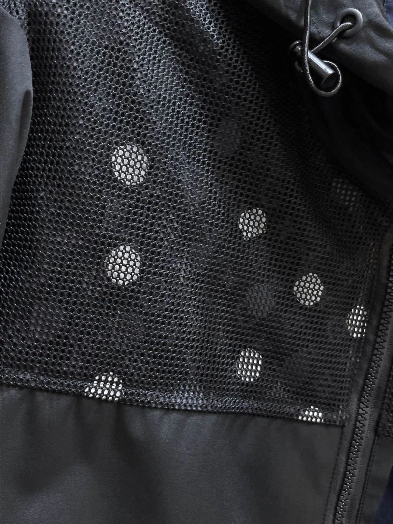 Casual Louis Vuitton Outwear 132839