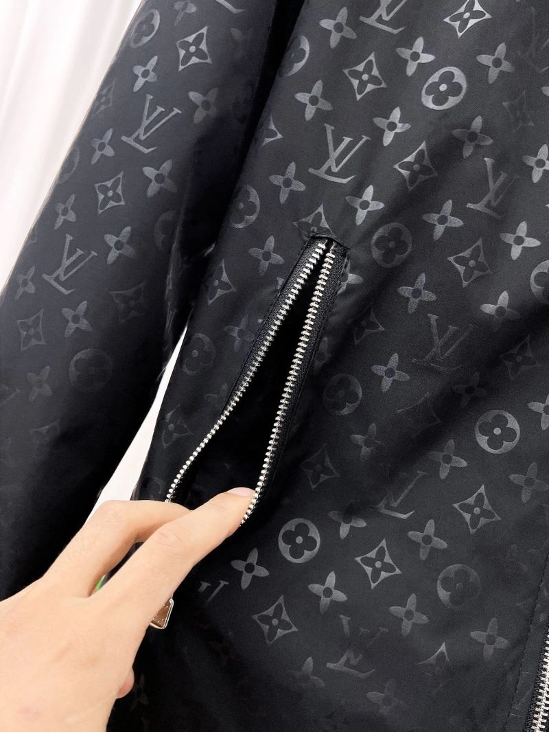 Louis Vuitton Outwear FlexibleFit 132826
