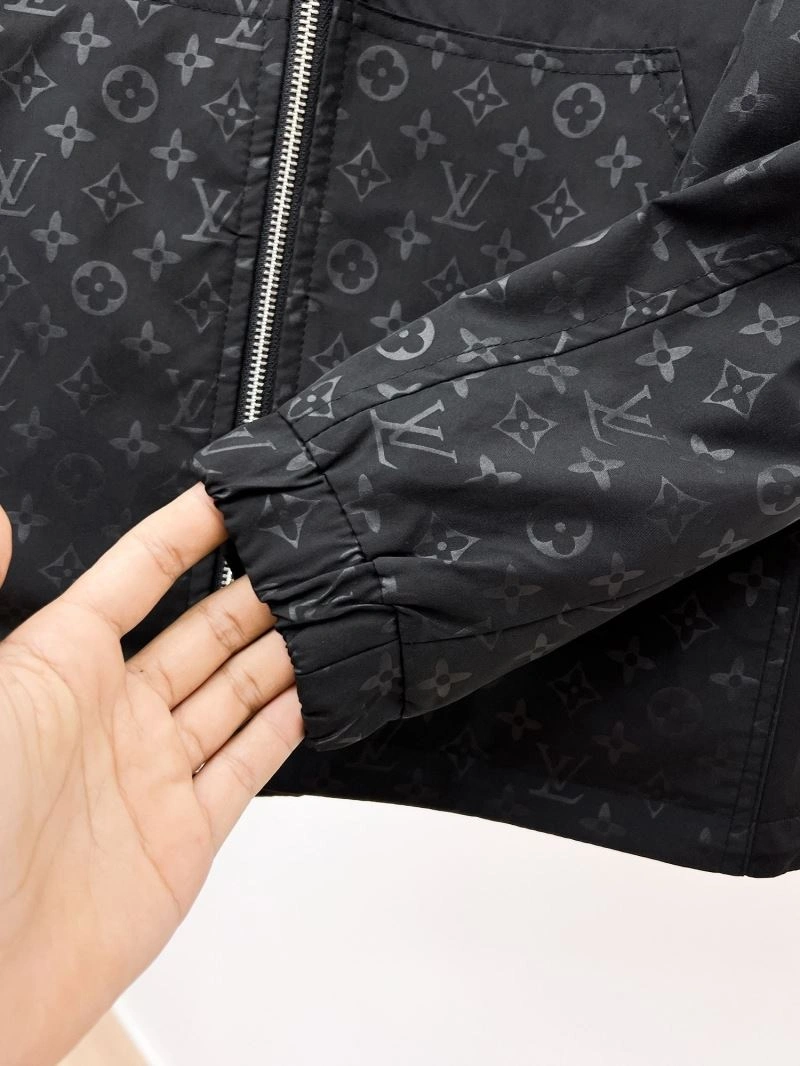 Louis Vuitton Outwear Affordable 132832