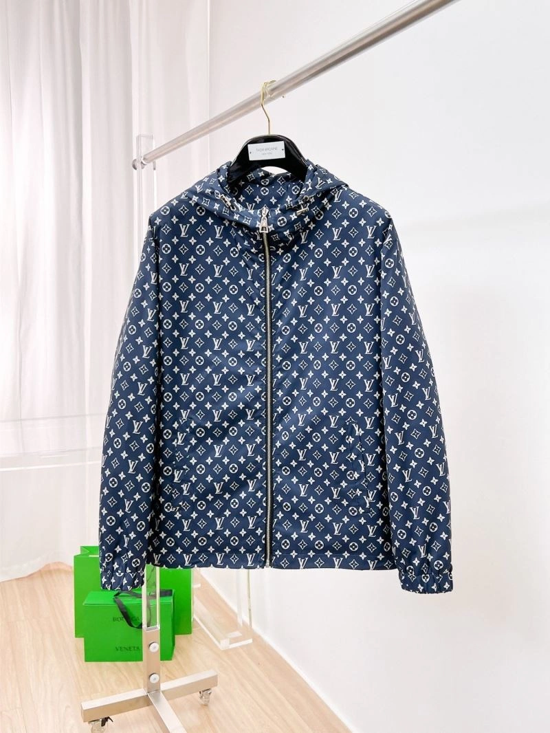 Louis Vuitton Outwear Sporty 132847