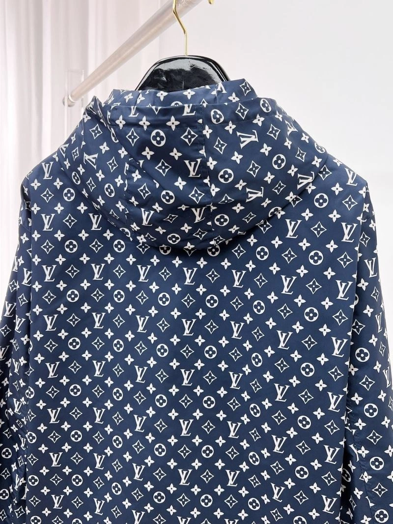 Louis Vuitton Outwear Sporty 132847