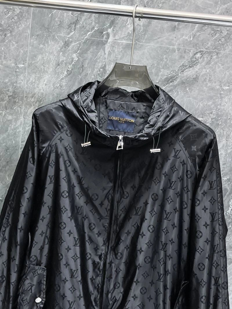 Louis Vuitton Outwear FlexibleFit 132845
