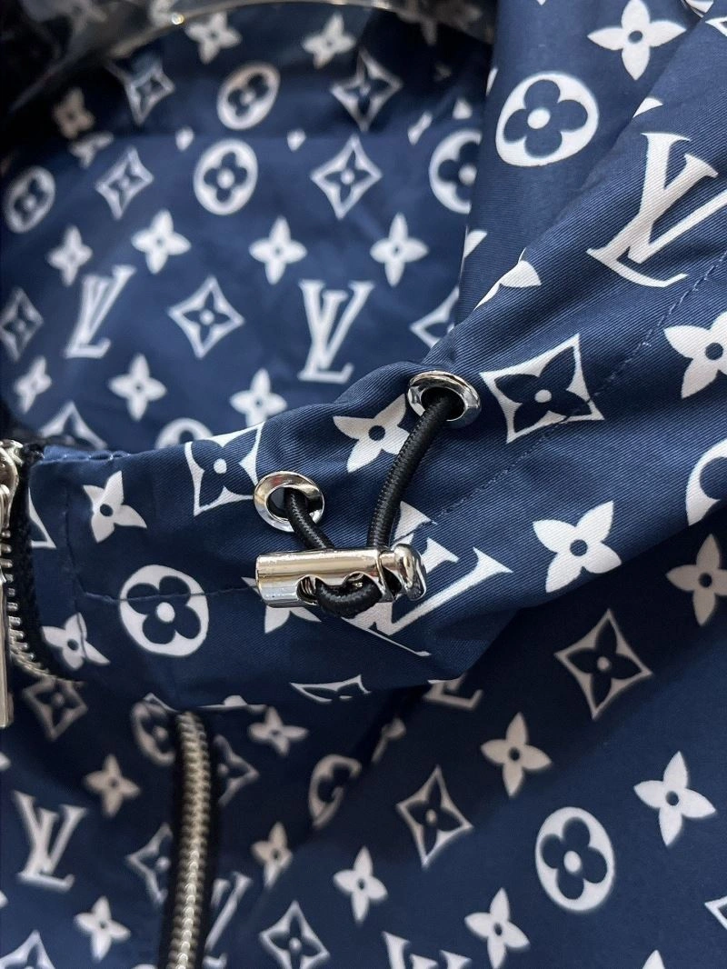Louis Vuitton Outwear Durable 132843