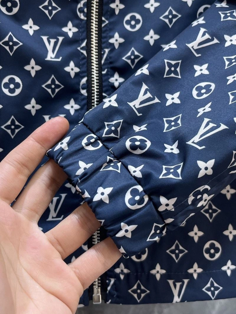 Louis Vuitton Outwear Durable 132843