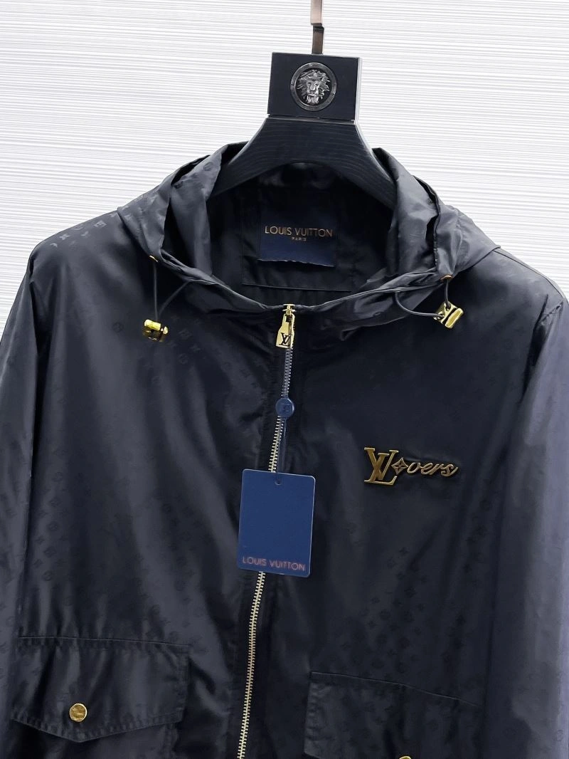 Durable Louis Vuitton Outwear 132854