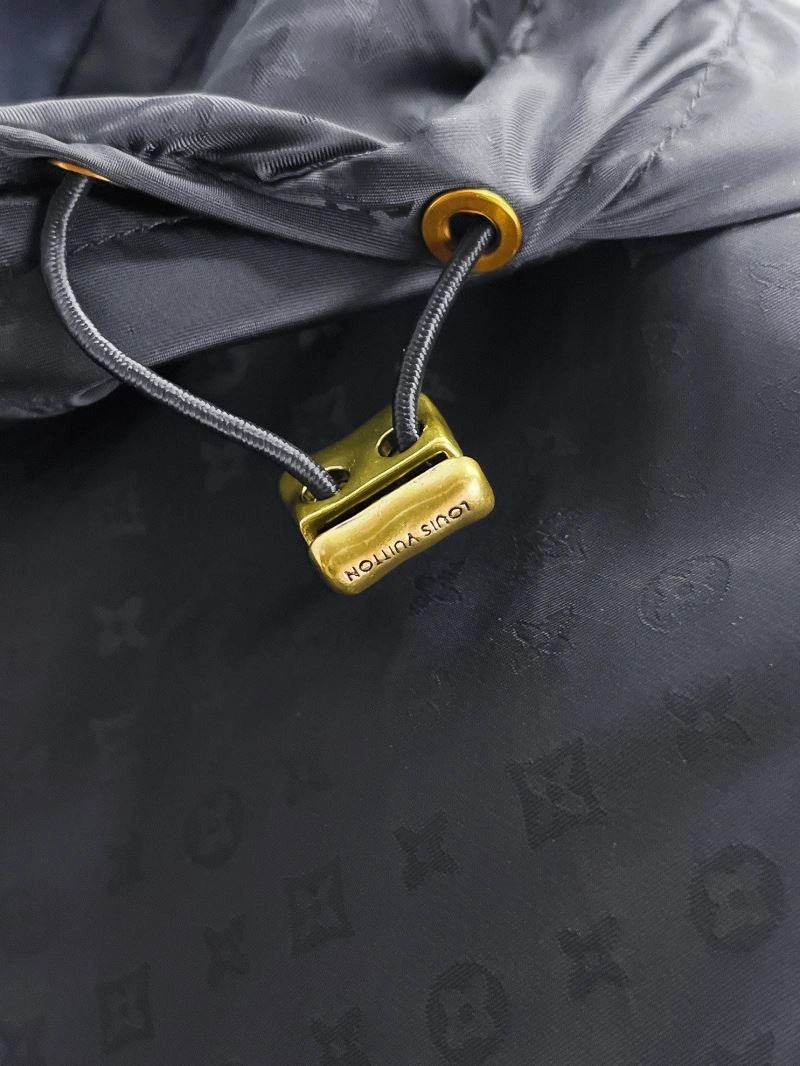 Durable Louis Vuitton Outwear 132854