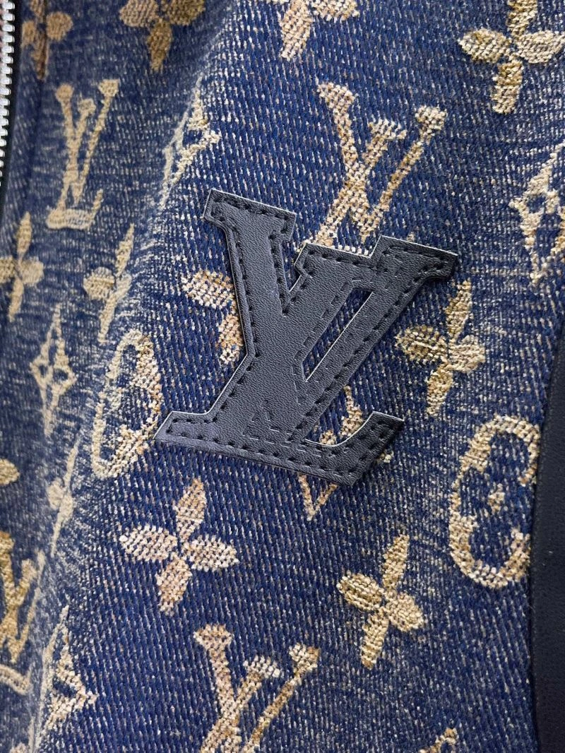 Trendy Louis Vuitton Outwear 132842