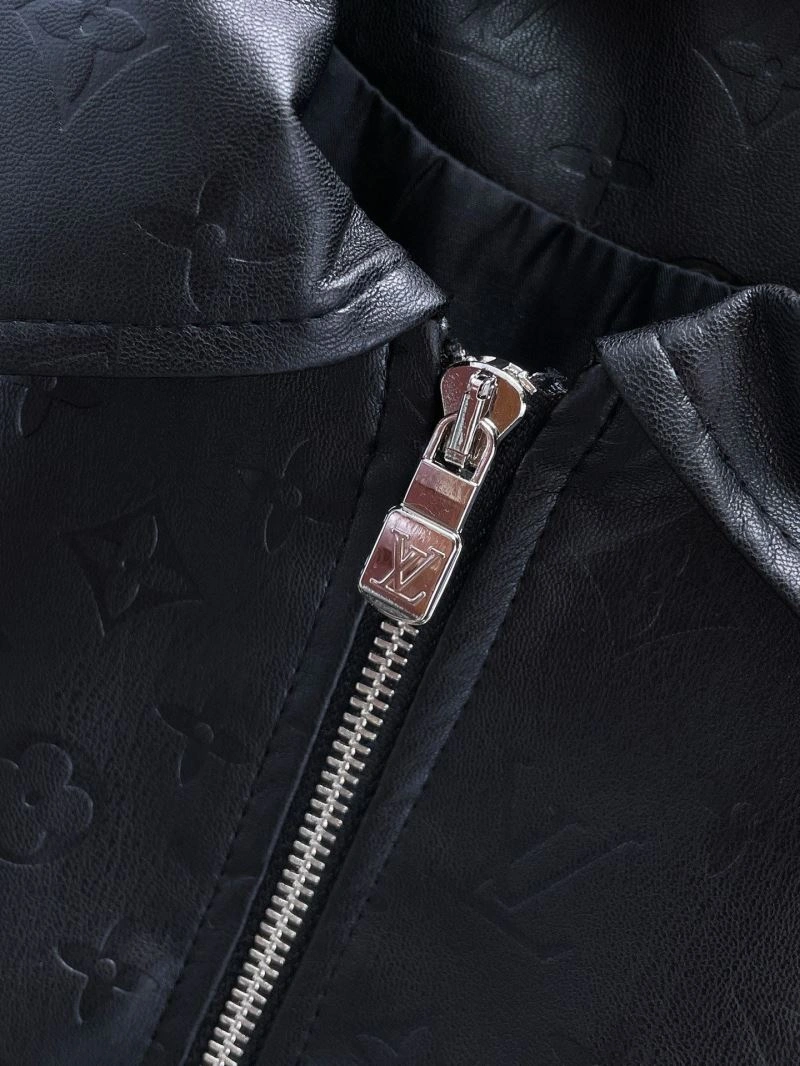 Louis Vuitton Outwear AllSeason 132836