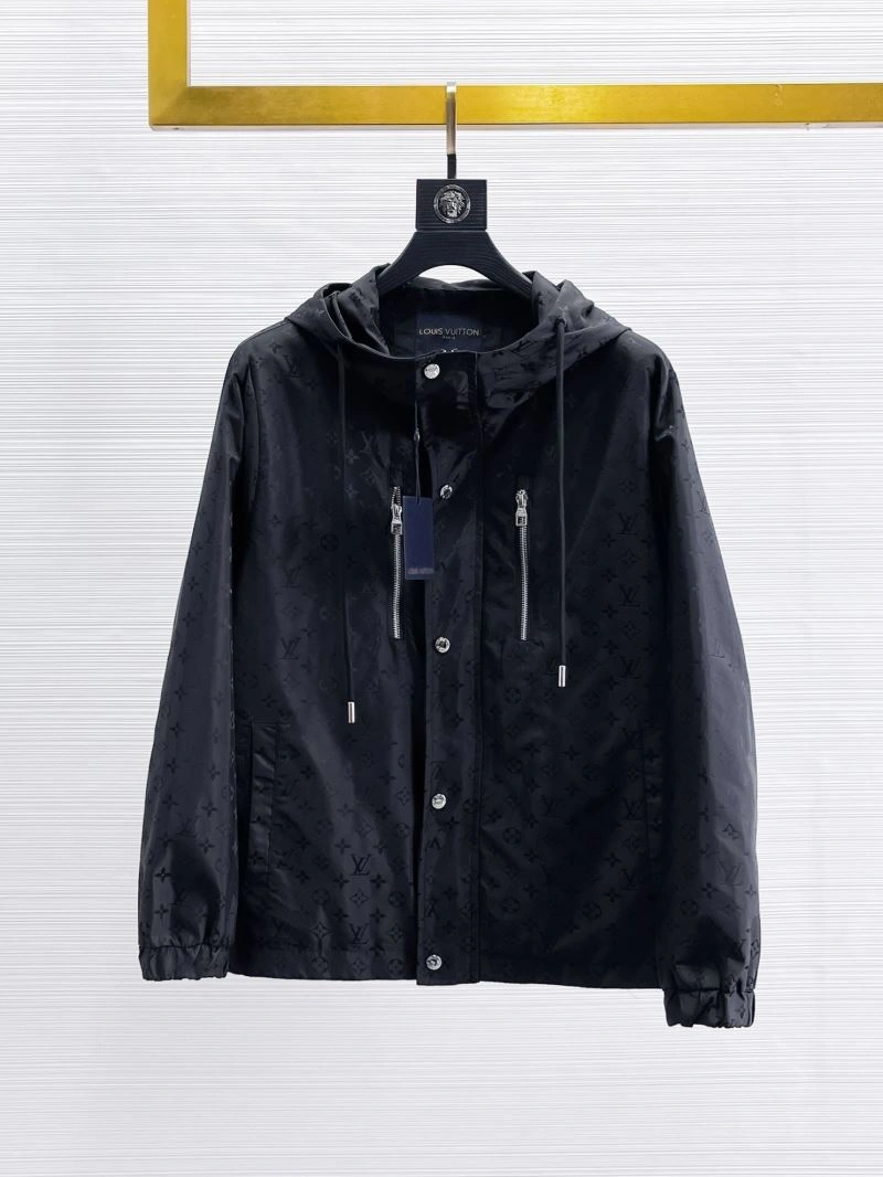Unisex Louis Vuitton Outwear 132856