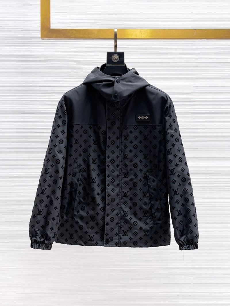 WrinkleFree Louis Vuitton Outwear 132831