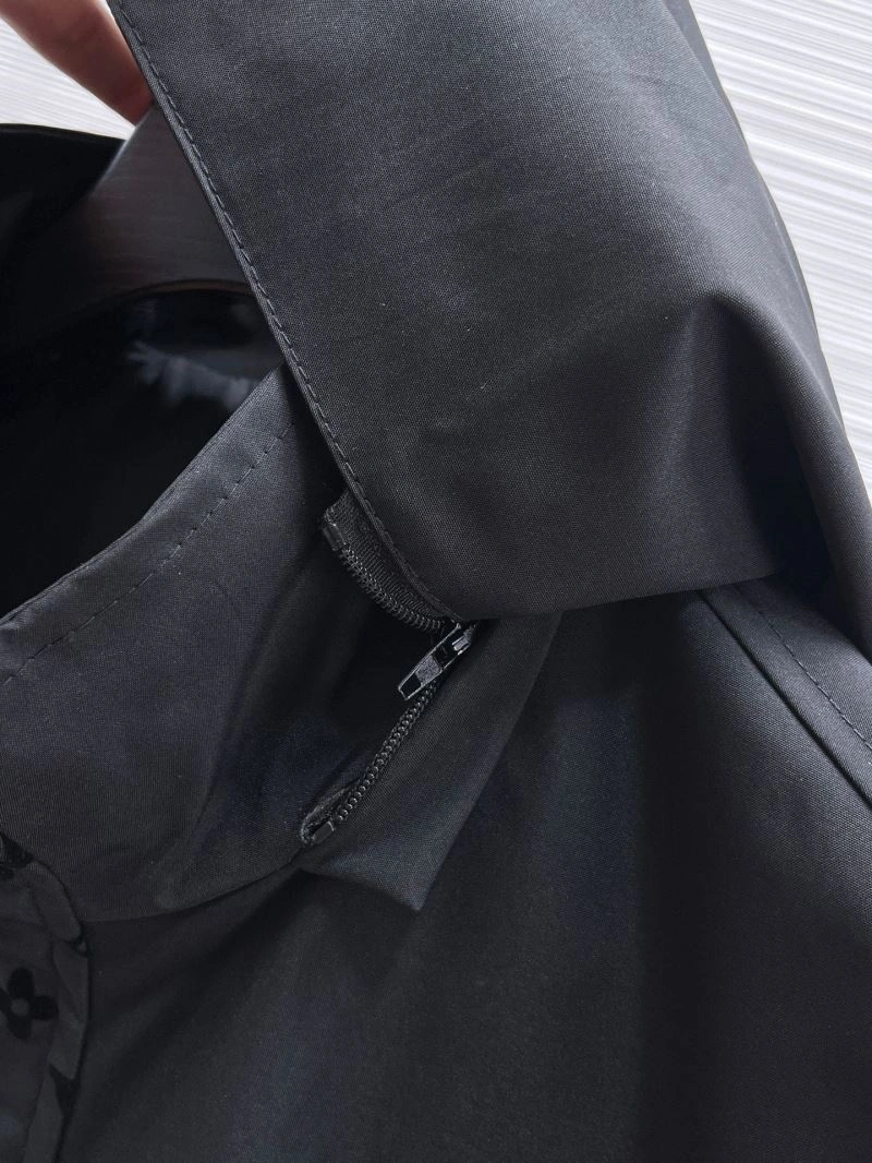 WrinkleFree Louis Vuitton Outwear 132831