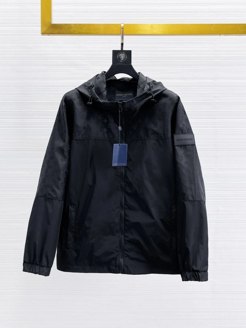 Louis Vuitton Outwear Efficient 132823