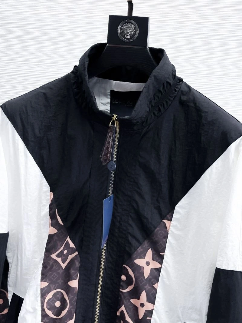 GoodFit Louis Vuitton Outwear 132848