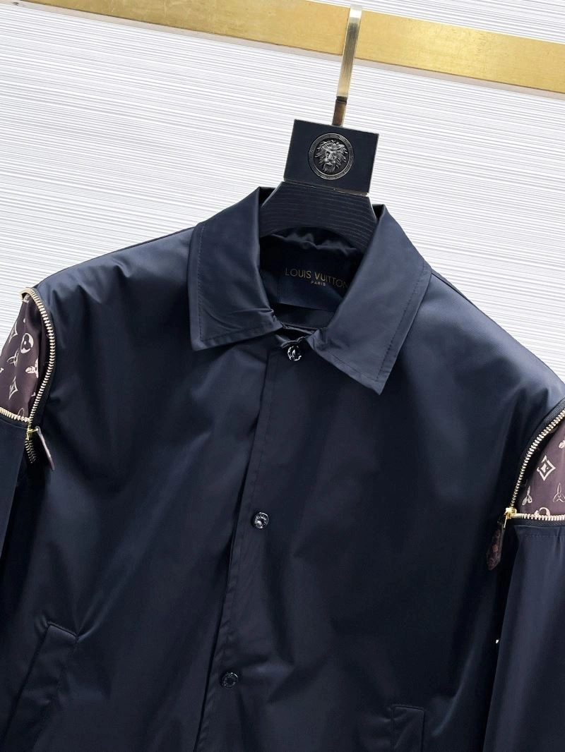 Versatile Louis Vuitton Outwear 132822