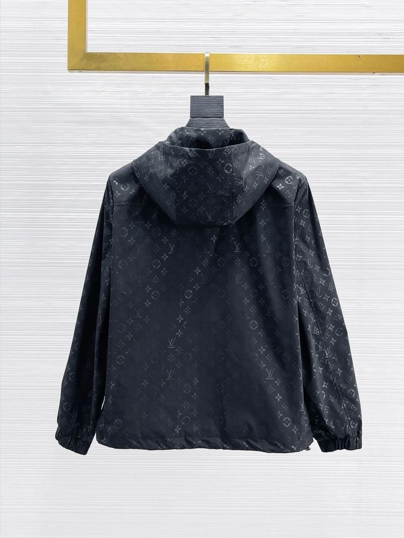 Louis Vuitton Outwear EasyMatch 132821